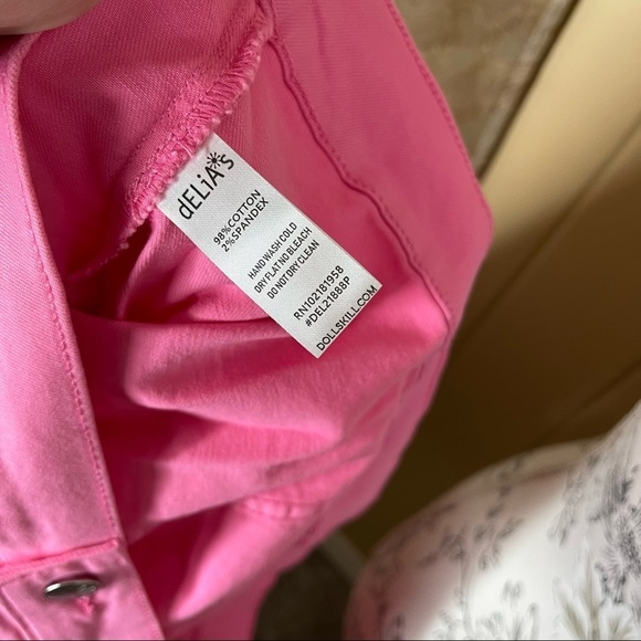 New! Dolls Kill x Delias Holographic Flower Appliqué Jacket Pink Silver Size 2X - Picture 4 of 4